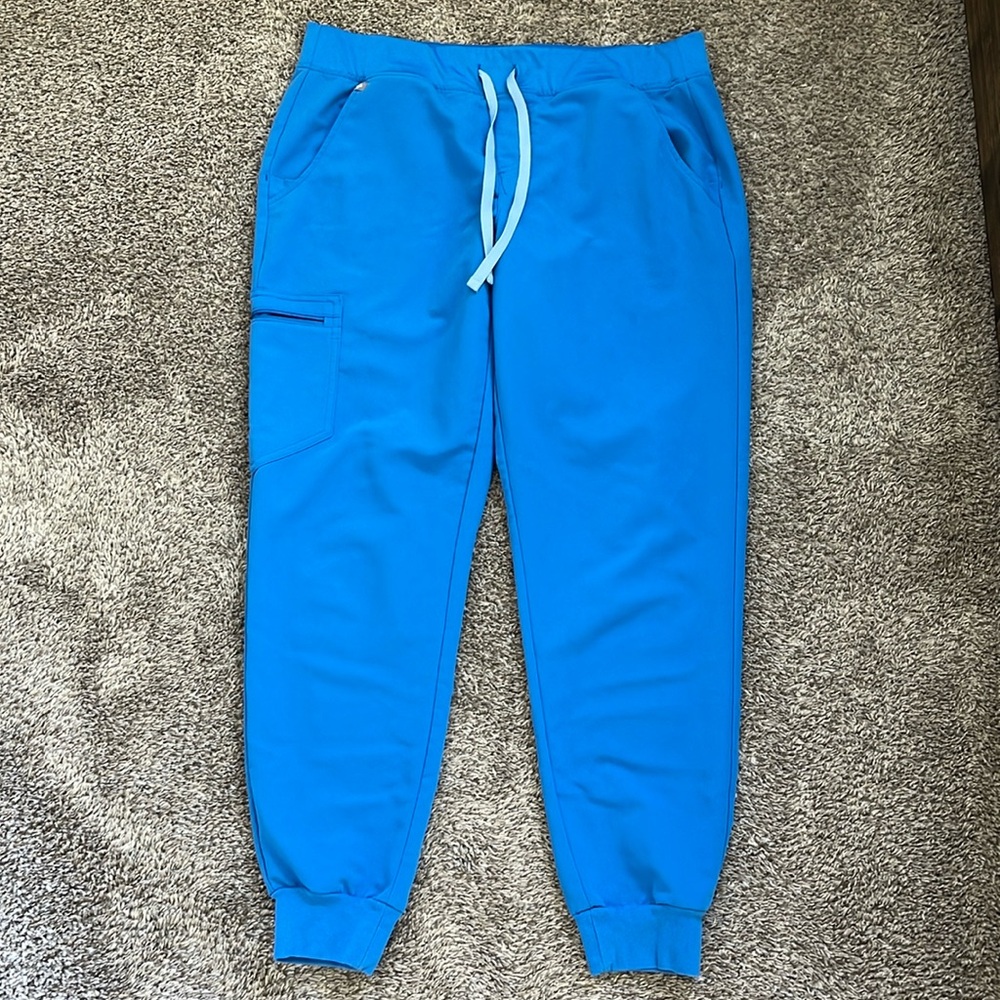 Large Figs scrub pant blue